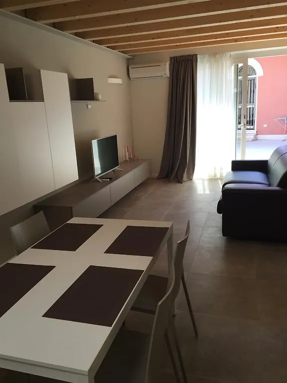 Apartment Villa Rossa Cavaion Veronese