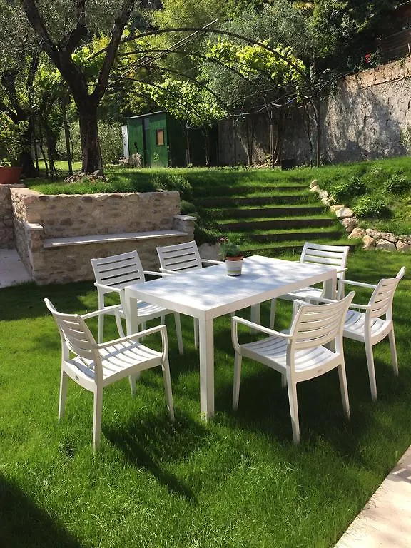 Apartment Villa Rossa Cavaion Veronese